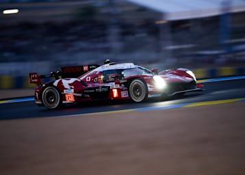 Diesen Toyota GR010 Hybrid fährt Kamui Kobayashi