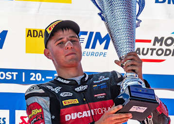 Daniel Blin auf dem IDM-Podest