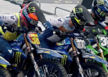 Haiden Deegan (#38) und Cole Davies (#100)