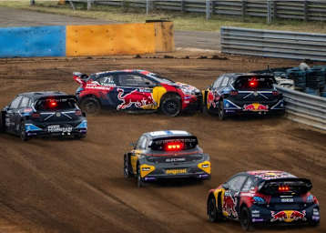 Spektakuläres Tohuwabohu: Ein gewohntes Markenzeichen der Rallycross-WM
