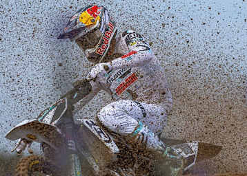 Kay de Wolf gewann den Grand Prix of Finland mit Siegen in allen 3 Rennen