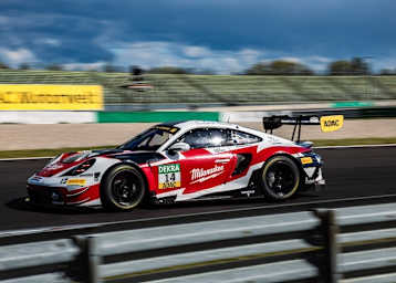 Sieg beim Debüt für Razoon - more than racing