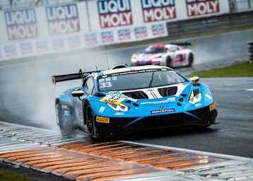 Pole für Paul Motorsport