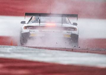 Landgraf Motorsport macht die Gegner nass