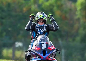 Kenny Foray führt in Frankreich