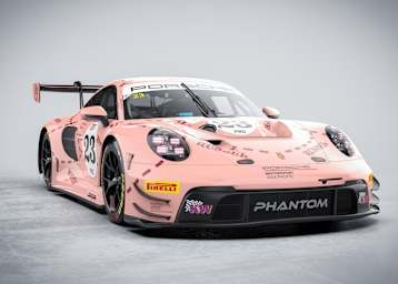 Der Phantom Global Racing Porsche 911 GT3 R