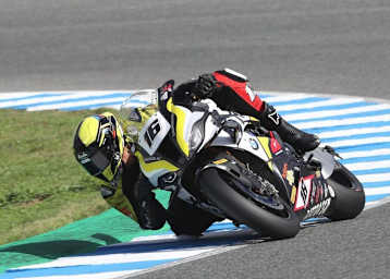 B-Max-Racing und Gabriele Ruiu sind zurück im Paddock der Superbike-WM