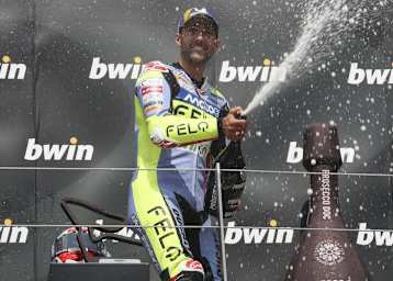 Zweiter Sieg an einem Tag: Gresini-MotoE-Pilot Matteo Ferrari