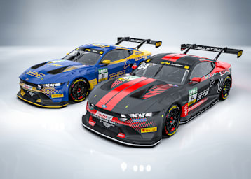 Die beiden HRT Ford Performance Ford Mustang GT3