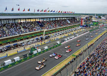 Immer ein Spektakel: Der Rennstart zu den 24h Le Mans