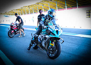 Alle fahren mit Pirelli