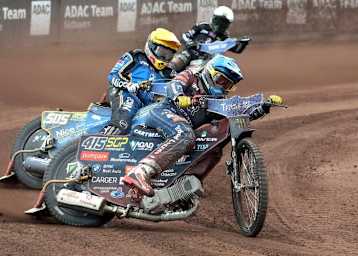 Dominik Kubera vor Robert Lampert und Tai Woffinden