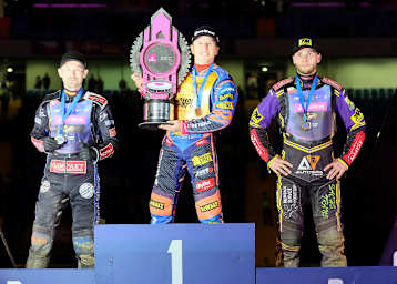 Die Top-3 der EM (v.l.): Leon Madsen, Andzejs Lebedevs und Kacper Woryna