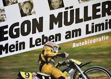 Egon Müller plaudert mit den Fans