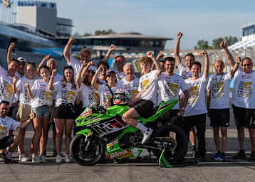 Der Vizeweltmeister ist zurück bei MTM Kawasaki