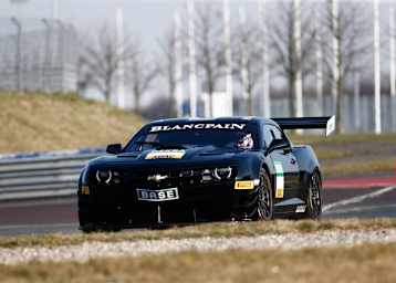 Frank Stippler fährt den brachialen Chevrolet Camaro GT3