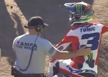 Eli Tomac musste das Qualifying von Tampa mit Schmerzen beenden