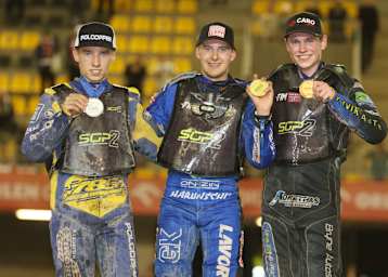 Die Top-3 der U21-WM (v.l.): Nazar Parnitskyi, Wiktor Przyjemski und Mathias Pollestad