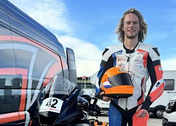 Melvin van der Voort fährt WM