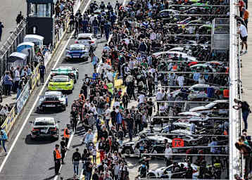 Viele Fahrzeuge sorgen erneut für Spannung