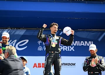 Pascal Wehrlein durfte sich nach dem Chaos-Rennen von Miami als Sieger feiern