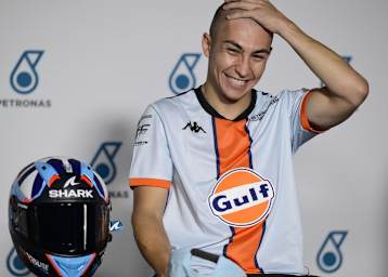 Der Premierensieg in Australien brachte Raul Fernandez eine neue Frisur