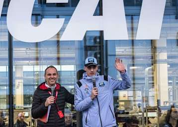 Gresini-Pilot Aldeguer ließ sich in Bologna als bester Rookie feiern