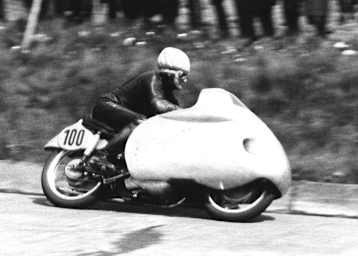 HaPe Müller auf dem Nürburgring im Jahr 1955