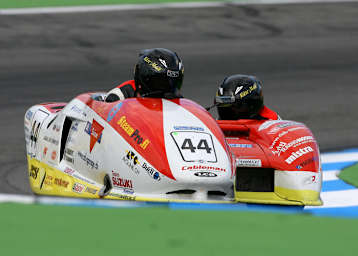 Die Sidecar-Weltmeister Pekka Päivärinta und Adolf Hänni