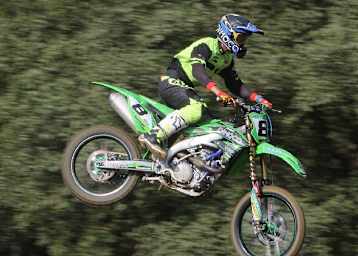 Kawasaki-Sieg für Michi Kratzer im zweiten Lauf der MX2