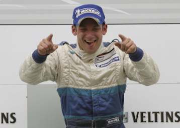 Pole für Nick Tandy