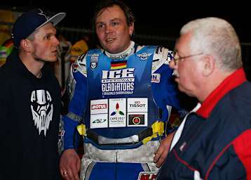 Stefan Pletschacher (Mitte)