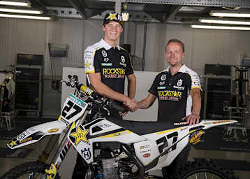 Arminas Jasikonis (li.) und Teamchef Antti Pyrhönen