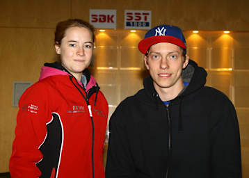 Katrin Meyer (li.) mit Pilot Patrick Vincon