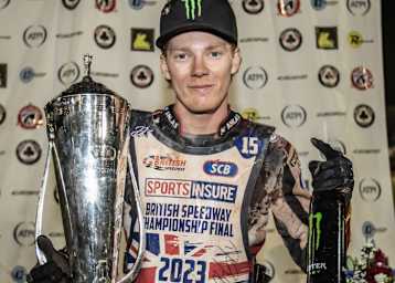 Dan Bewley ist Britischer Meister