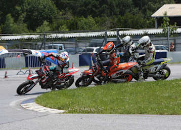 Nur eine Momentaufnahme: Bauer vor Höllbacher und Buschberger