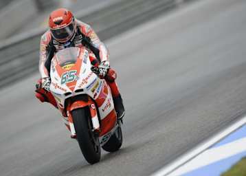 Stefan Bradl: Erster Moto2-Sieg