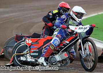 Sieger Jan Kvech (weiß)