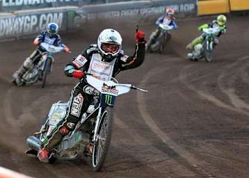 Mit erhobener Hand zum dritten GP-Sieg: Tai Woffinden