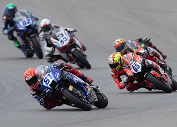 Can Öncü (vorne) fuhr Bestzeit – hier vor Philipp Öttl