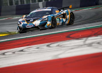Der McLaren 570S GT4 vom Team GT bei der ADAC GT4 Germany am Red Bull Ring