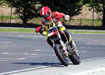 Felix Forstenhäusler: Zeitenvergleich mit der Supermoto-WM