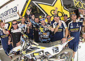 Max Nagl feiert in Glen Helen WM-Bronze