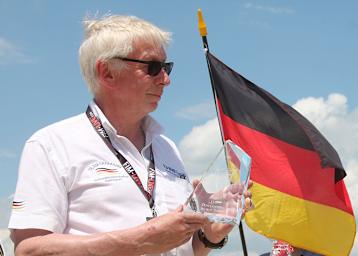 Langbahn-Nationalcoach Josef Hukelmann