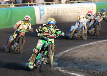 Peter Ljung (vorne) feierte seinen dritten Sieg in Güstrow