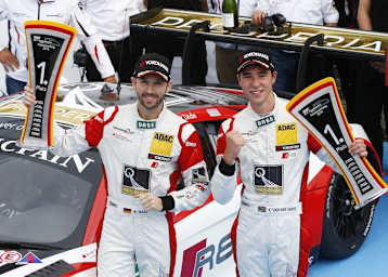 van der Linde und Rast jubeln im Oktober 2014 in Hockenheim über den Titel