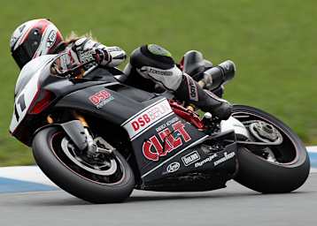 Nina Prinz auf Ducati 1098 S in Oschersleben