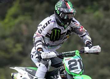 Gautier Paulin gewint den ersten Lauf der Klasse MXGP in Sevlievo