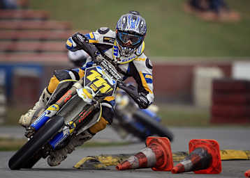 Markus Class ist mit seinem Zweitakter das Maß der Dinge