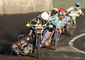 Mikkel Bech (vorne) gab nur zwei Punkte ab